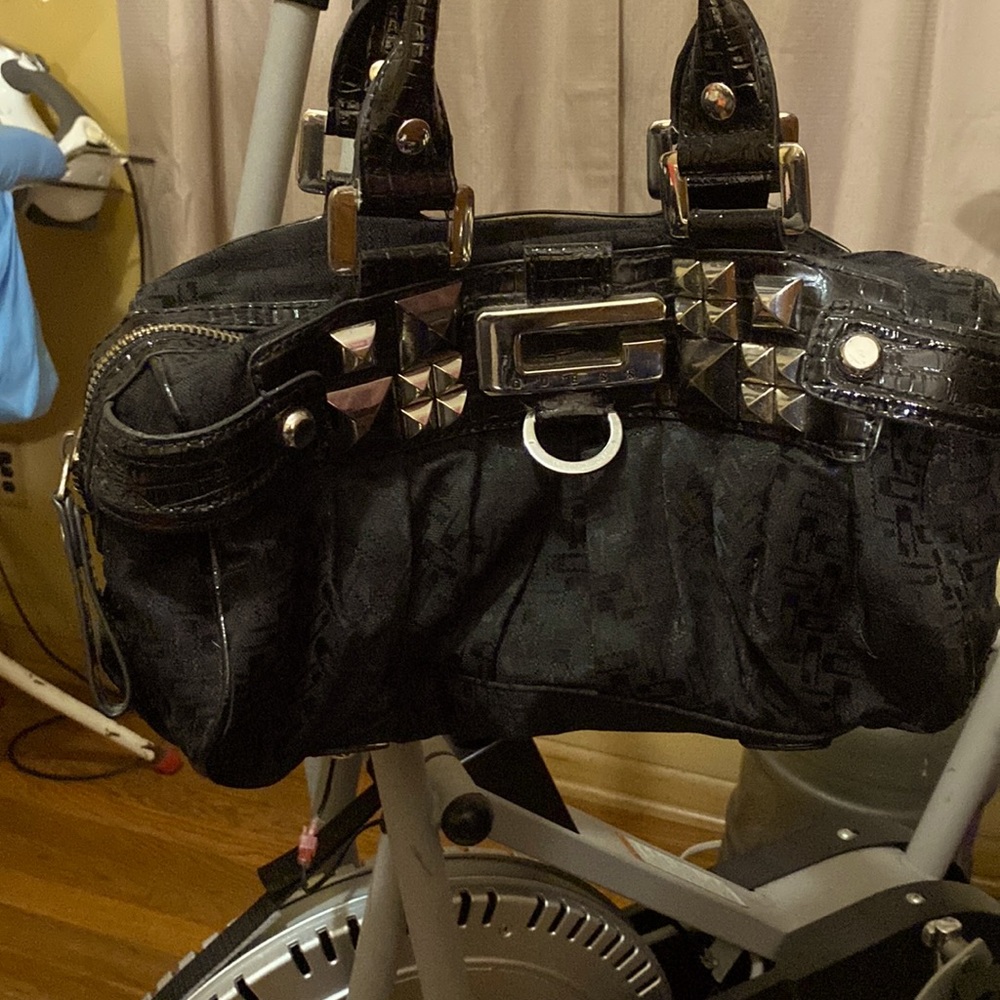 Black Guess purse